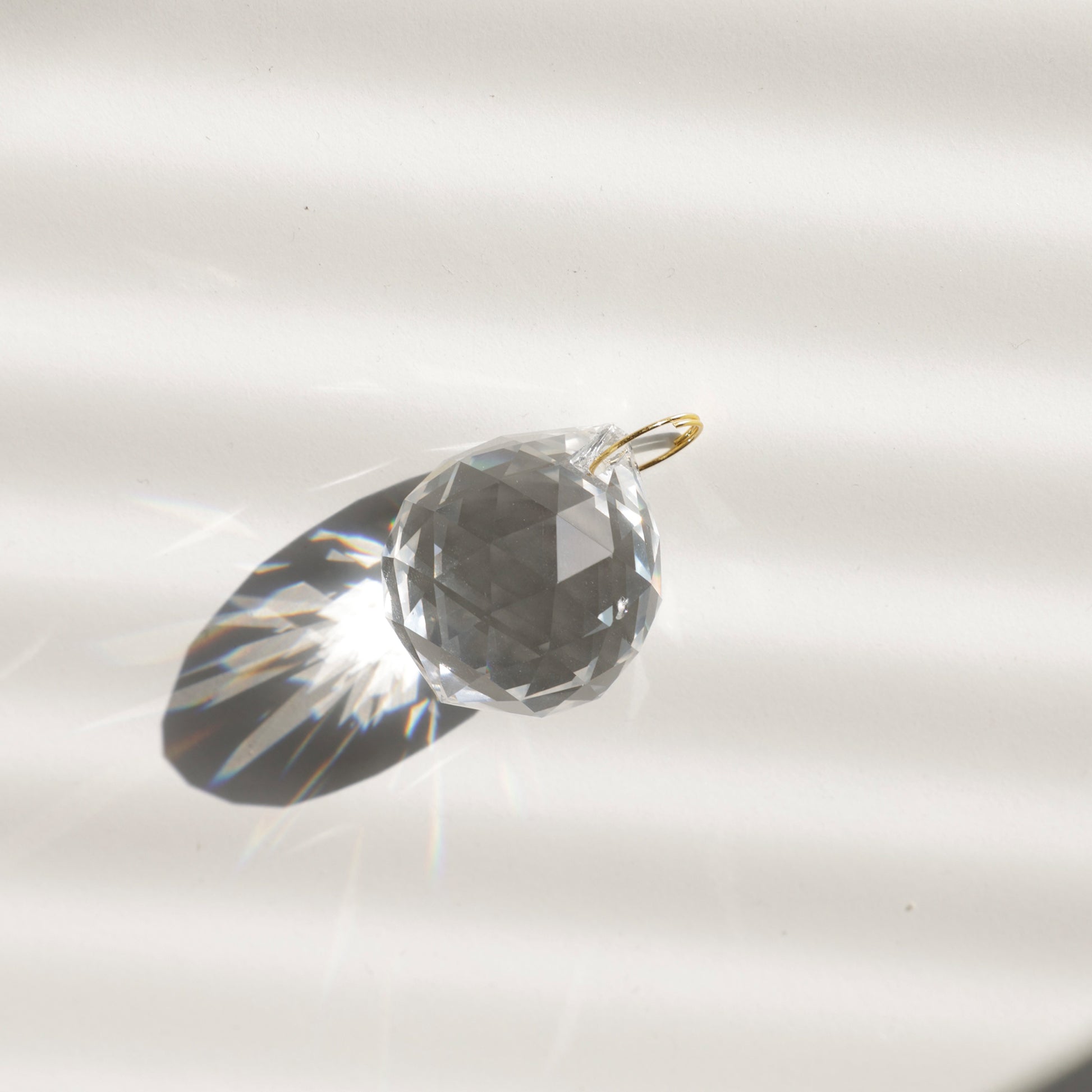 Boule de cristal transparente Suncatcher pour accrocher à une rallonge Rayonne®
