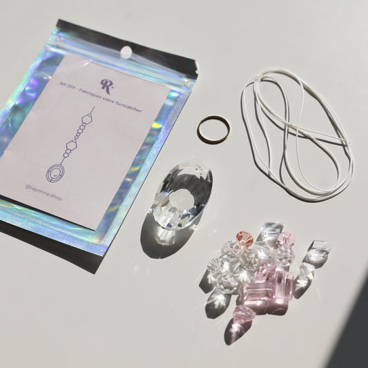 Kit DIY pour fabriquer son Suncatcher avec les cristaux et le cordon inclus