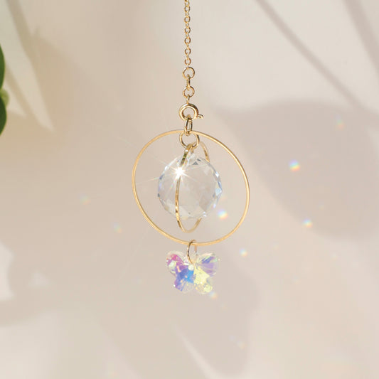 Attrape-soleil avec cristal papillon de la marque Rayonne