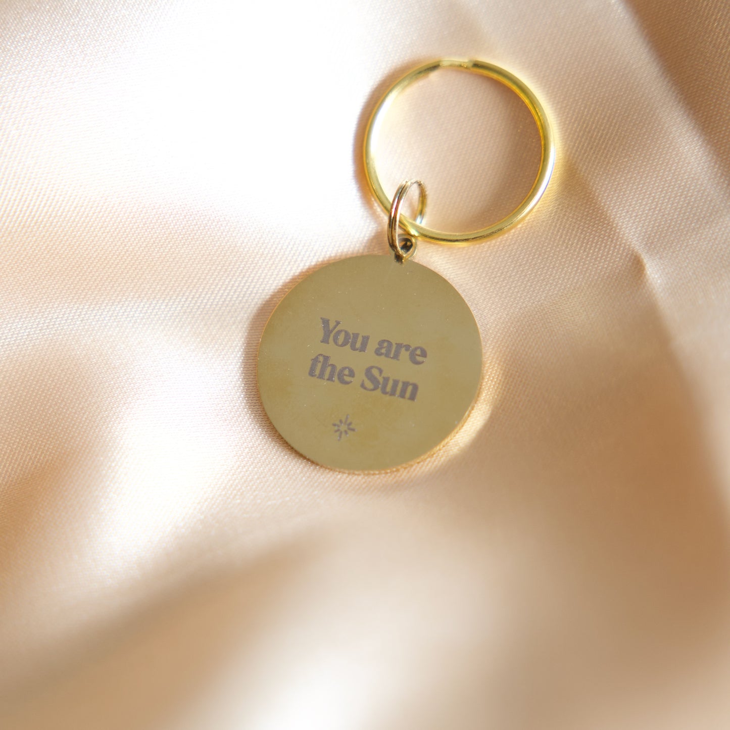 porte-clef en acier inoxydable "you are the sun"