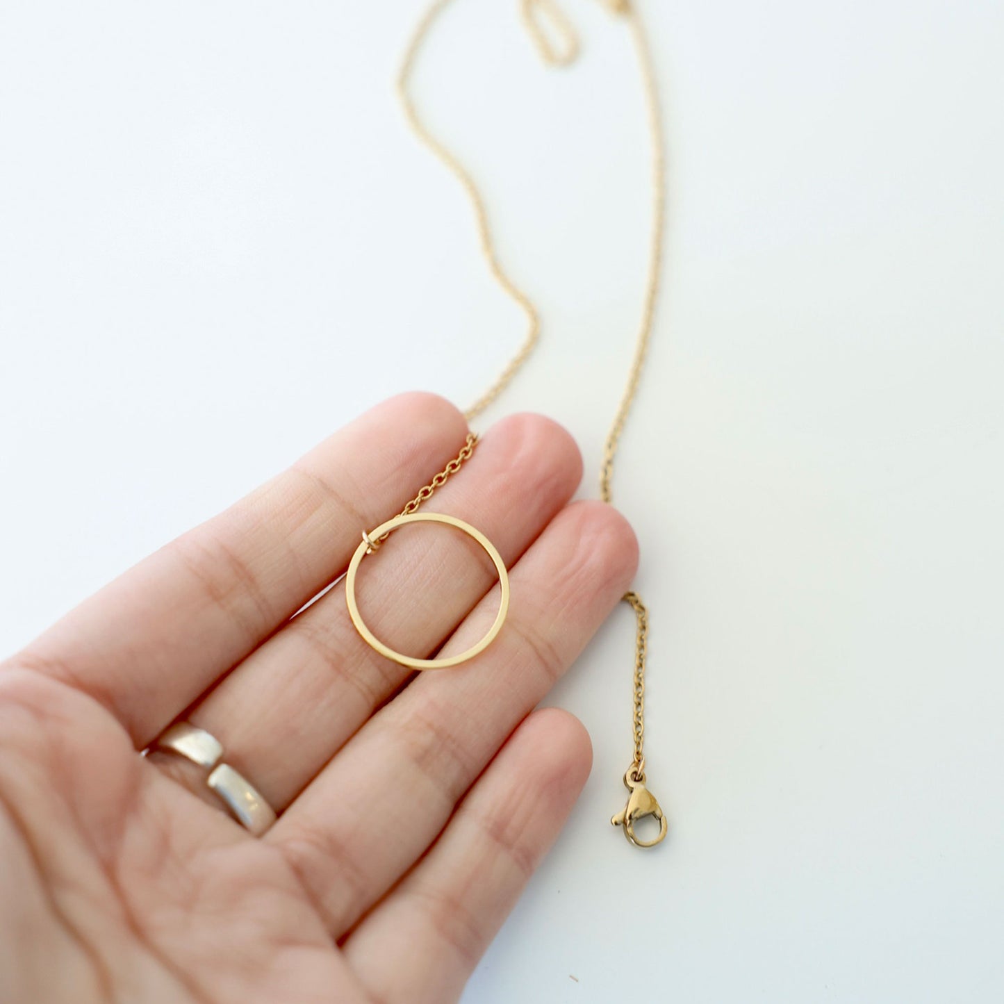 Chaine rallonge pour les Suncatchers de la marque Rayonne®