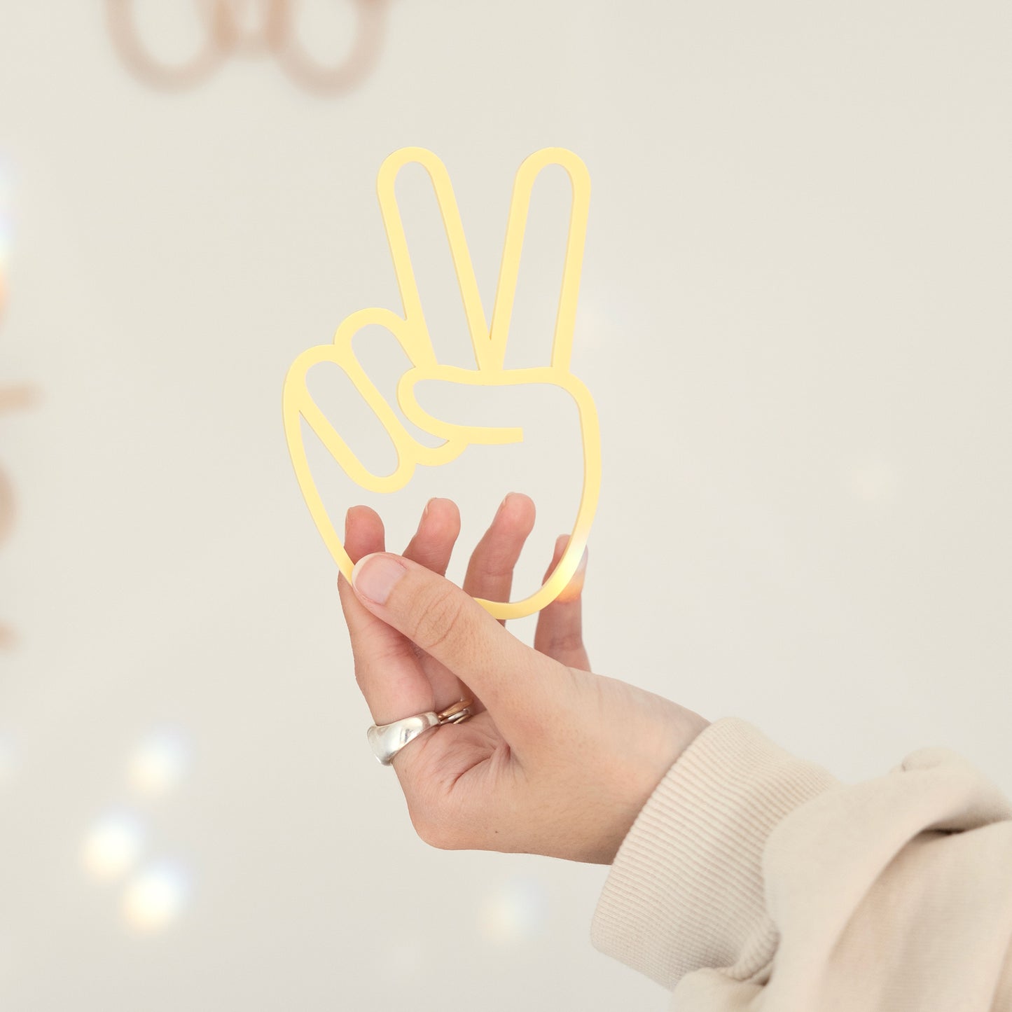 Décoration murale Peace jaune par Rayonne®
