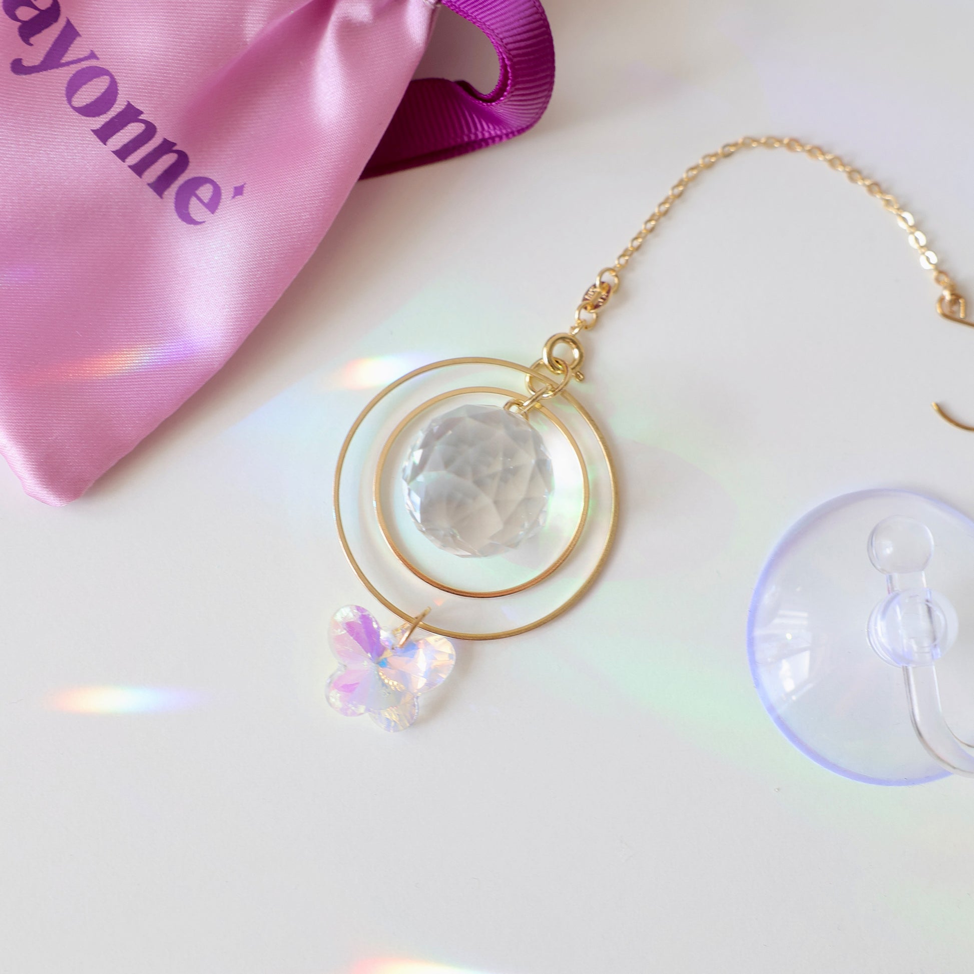 Attrape soleil avec papillon en cristal