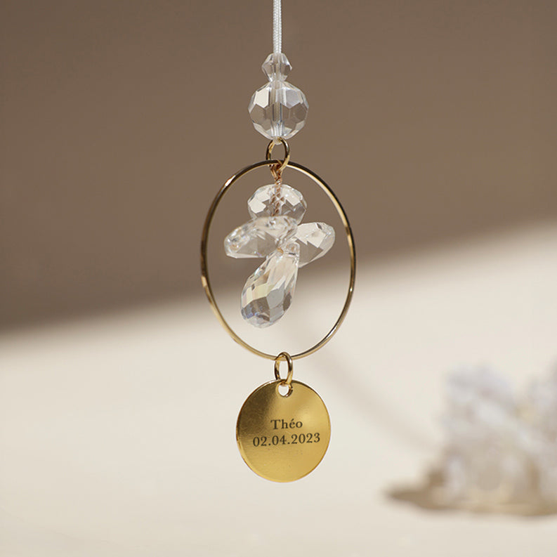Suncatcher de naissance personnalisé avec prénom + date de naissance, fabriqué en France par Rayonne®