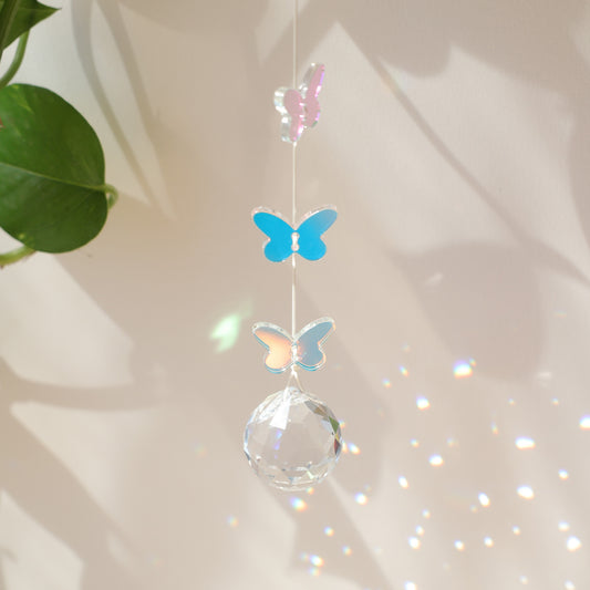 Grand Suncatcher avec papillon coloré fabriqué en France