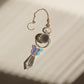 Suncatcher cristal avec papillon, cadeau symbolique de métamorphose et de renouveau, livré avec ventouse et chaînette pour une installation facile chez soi