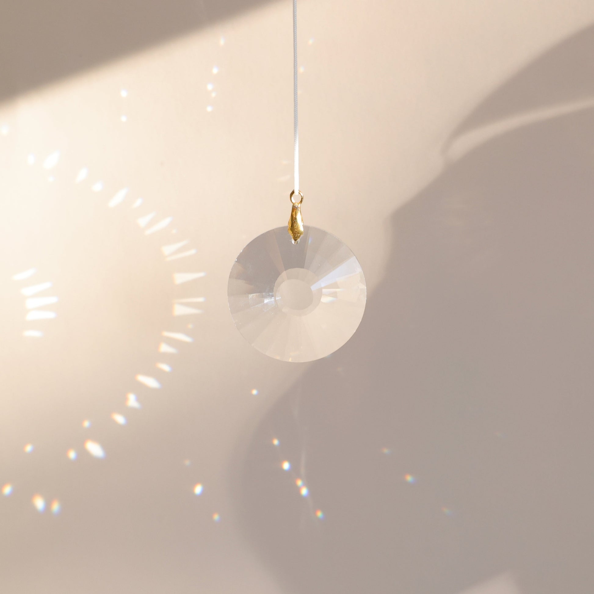 suncatcher en forme ronde rayonne