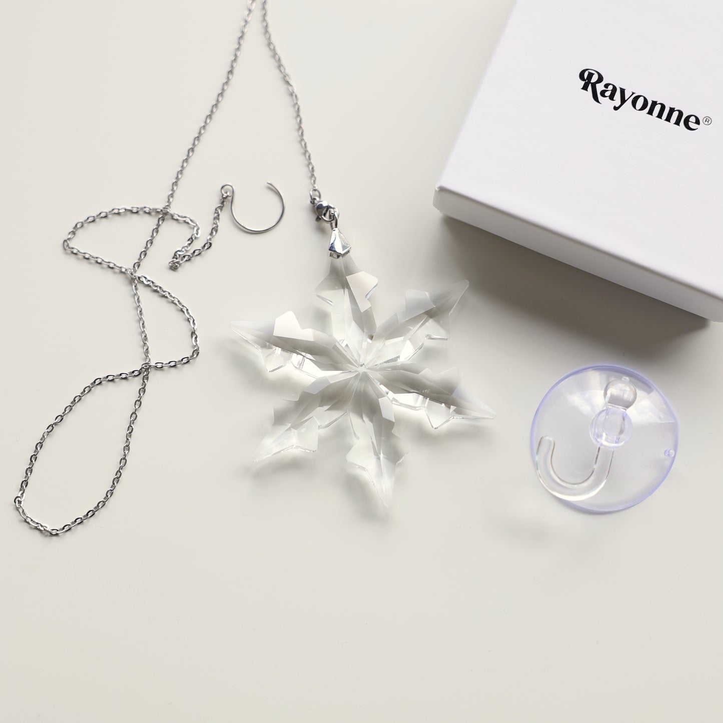 suncatcher en cristal en forme de flocon 