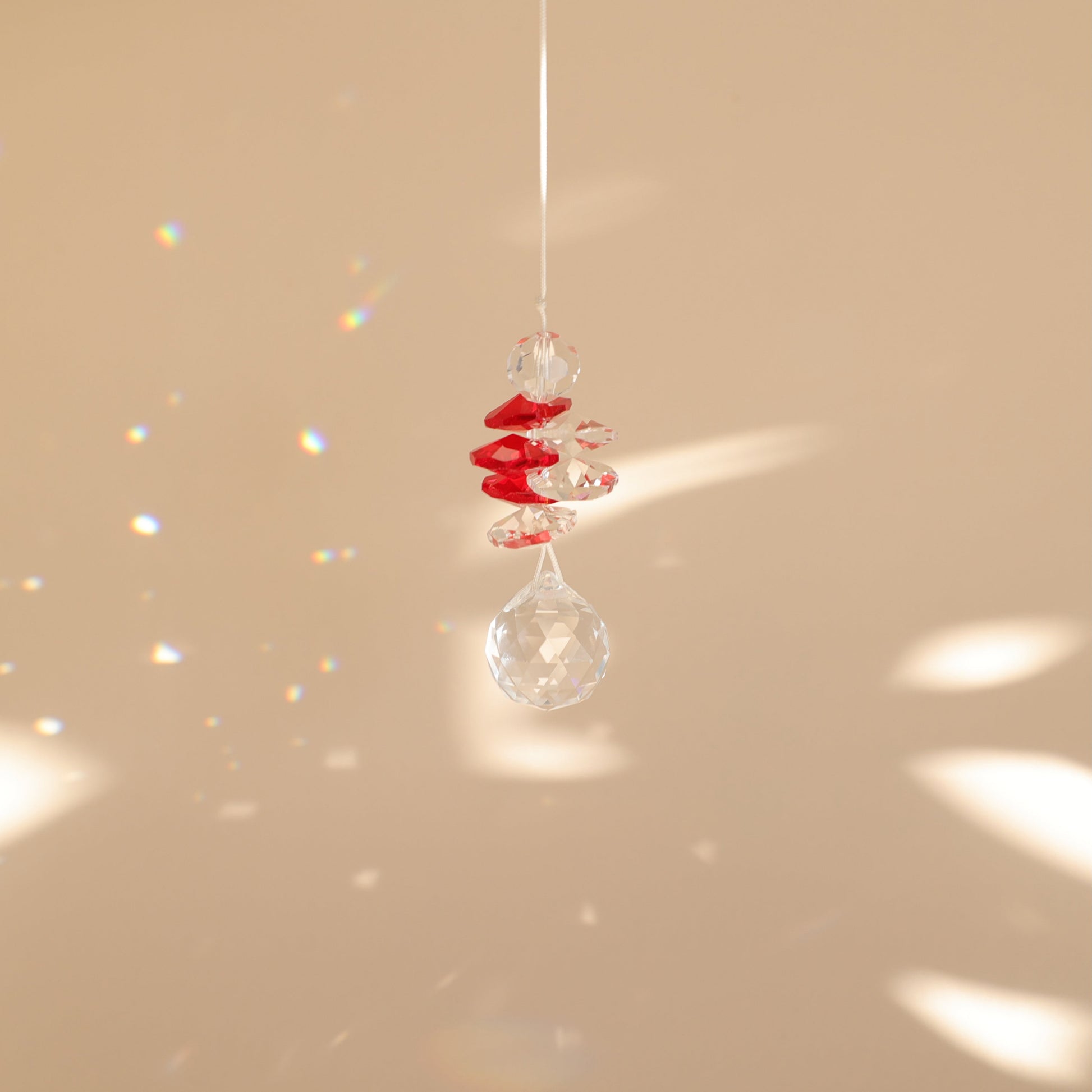 suncatcher en cristal rouge